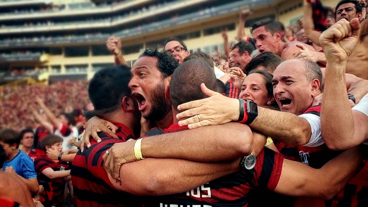 Torcedores comemora um jogo do Flamengo