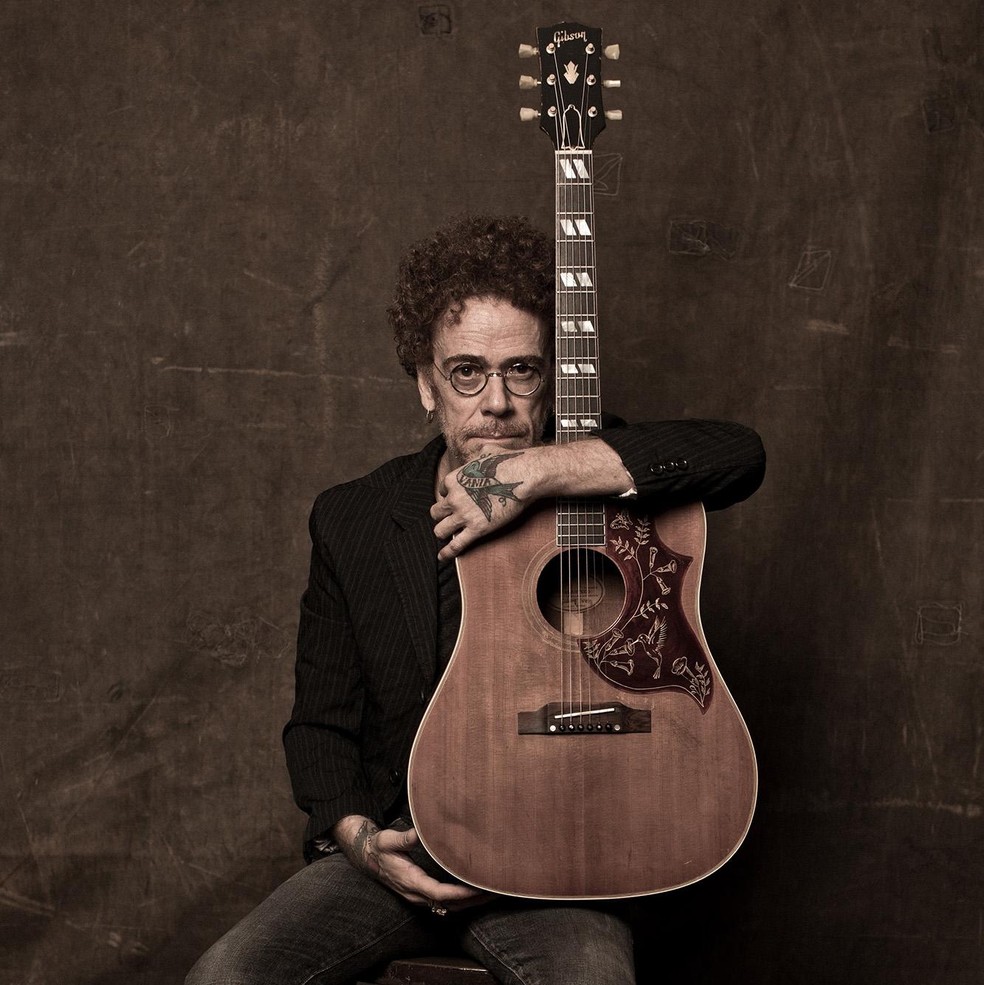 Nando Reis e Samuel Rosa se apresentam com Orquestra Petrobras Sinfônica