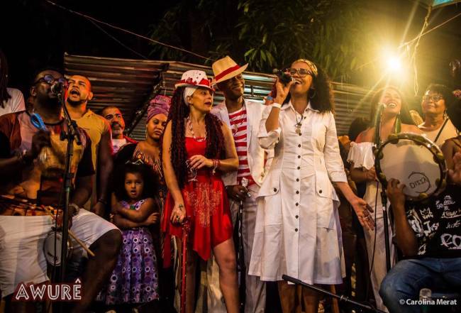 Awuere Teresa Cristina 2 O quintal do Awurê, em Madureira, é um dos lugares mais sagrados de samba e ritmos africanos no Rio.