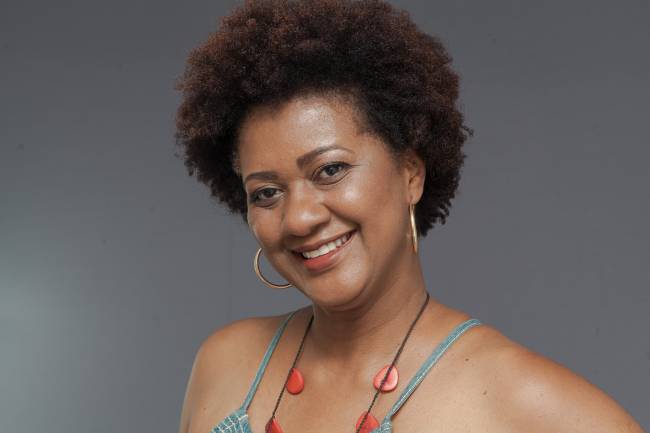 Nilse Carvalho Nilse Carvalho, com o grupo Casuarina, apresenta o show “Um Sambista de Opinião”.