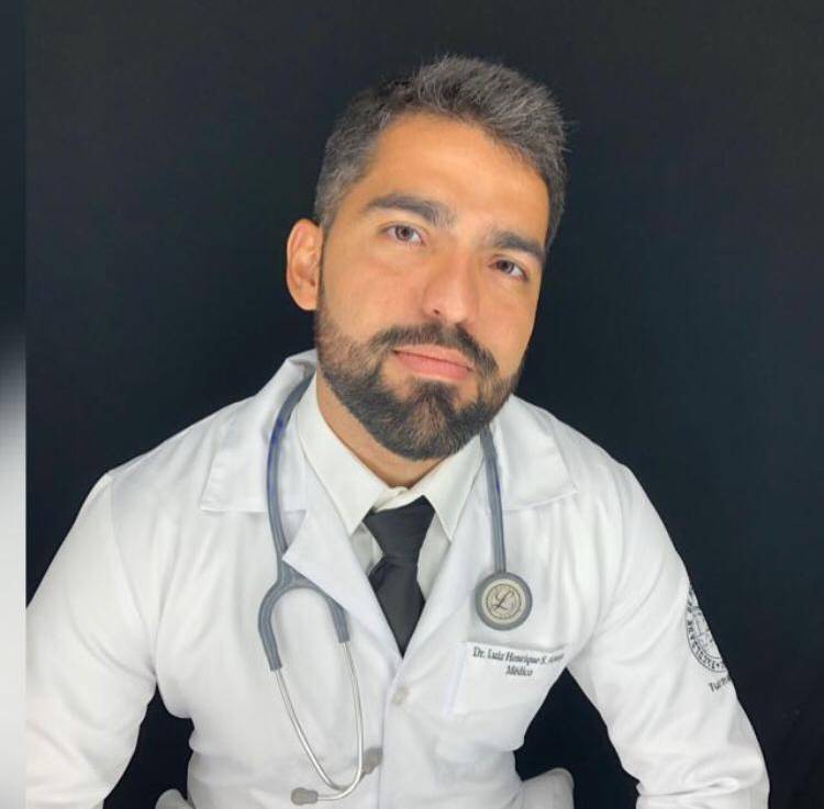 O médico Luiz Henrique dos Santos Araújo, de 27 anos: formado na Universidade Estácio de Sá (Presidente Vargas)