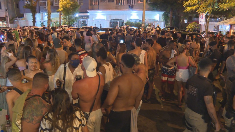 Carnaval: será que não tem pandemia no Leblon?
