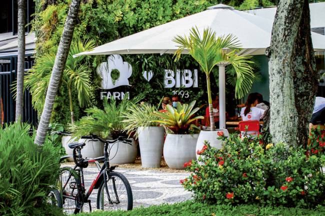 À beira da Lagoa, Casa Farm agora abriga uma filial do Bibi