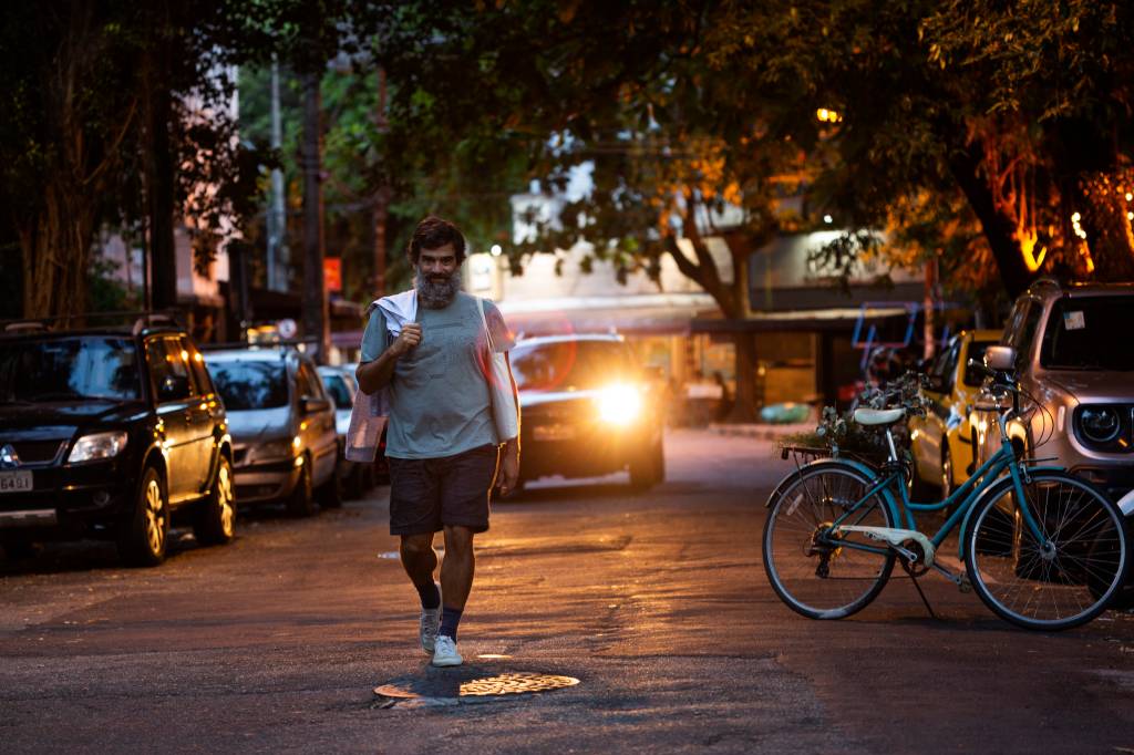 Pedrinho juntou no disco novo suas múltiplas experiências: o Samba e o Forró da Gávea e o Choro na Praça.