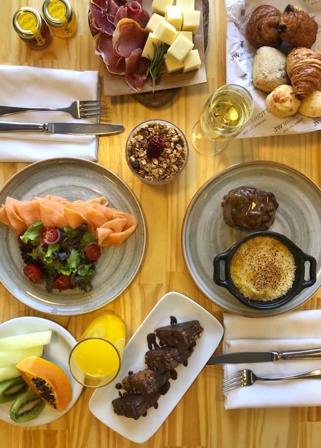 JW Marriott Rio BRUNCH 1 – Crédito Divulgação.jpeg The Carioca: em caso de três pagantes, a mamãe sai grátis
