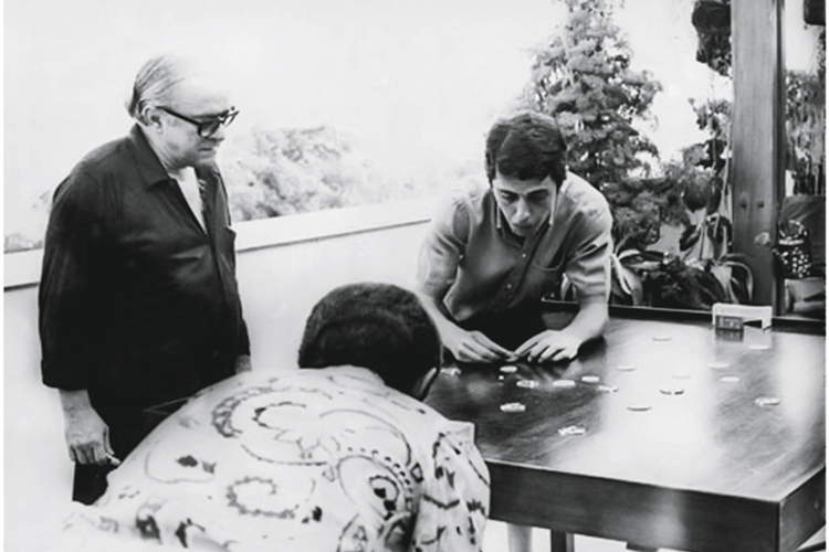 chicobuarque3.png Chico com Vinicius de Moraes: da parceria nasceu Valsinha, a faixa mais regravada do disco cinquentão -