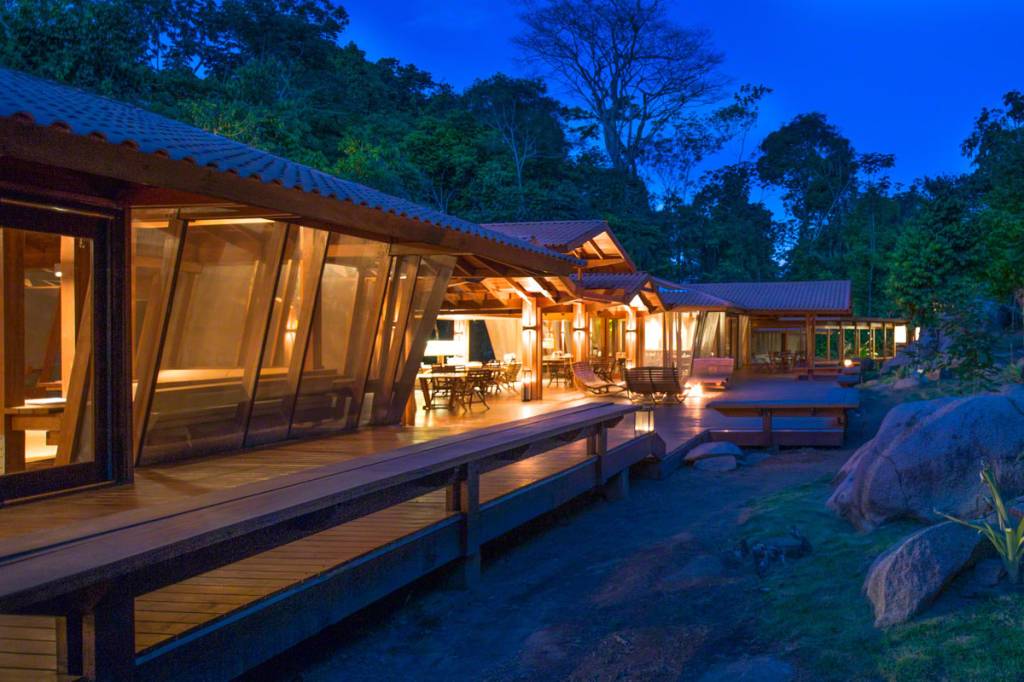 Cristalino Lodge - Alta Floresta é um dos hotéis mais sustentáveis do Brasil. Possui 60 placas solares.