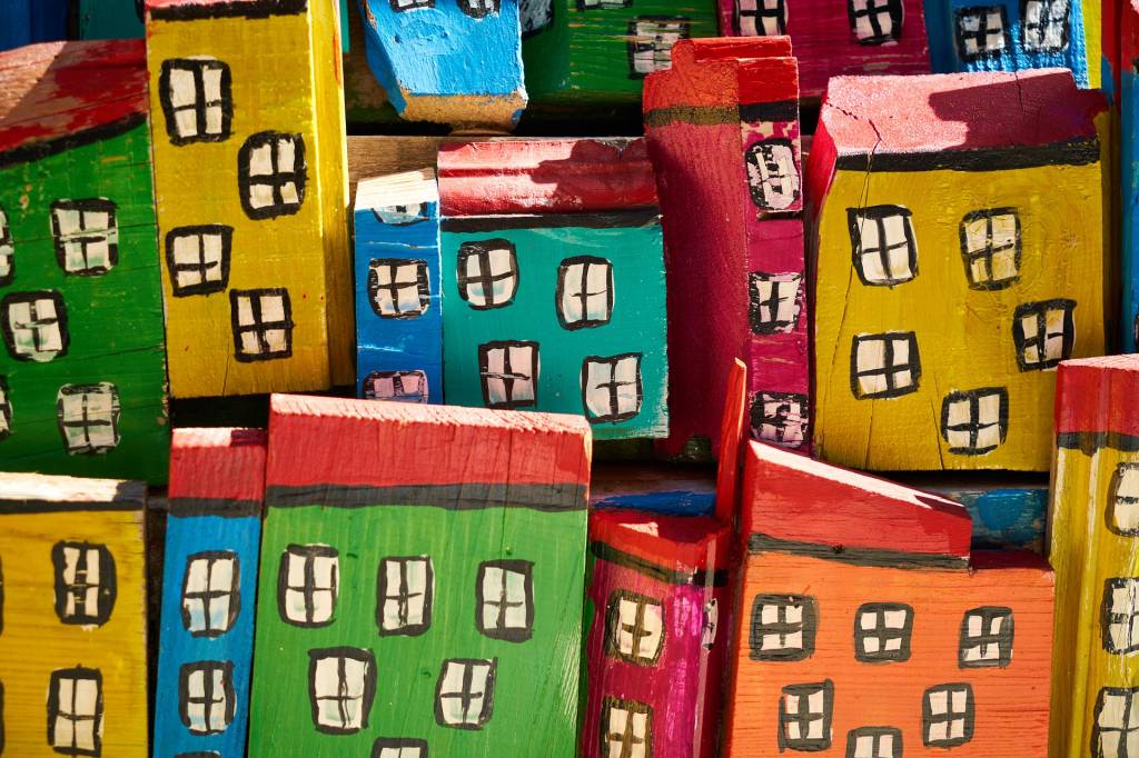 Casas pintadas coloridas
