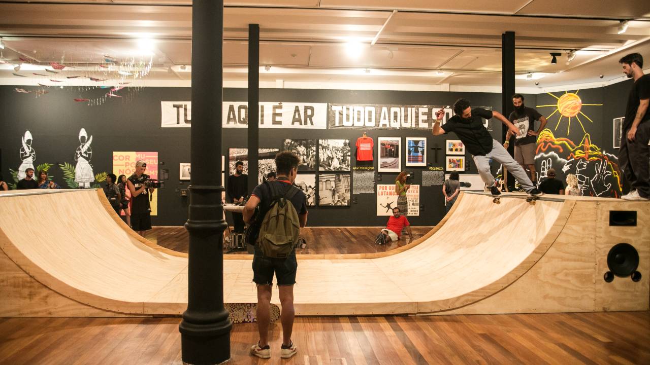 Rampa de Skate no museu de arte do Rio