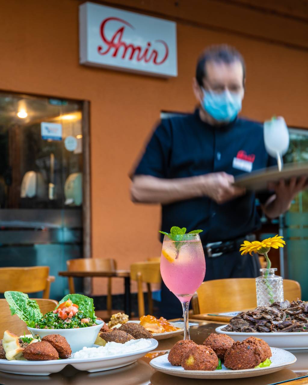 Amir: happy hour de aniversário com preços mais em conta