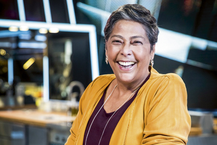 Kátia Barbosa está em nova fase, mas relaxe: os bolinhos são ‘imexíveis’