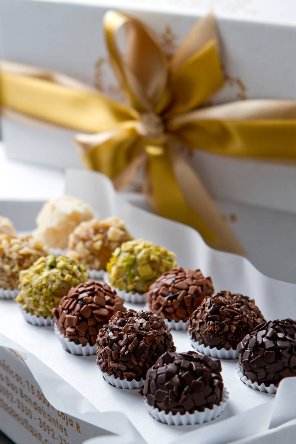 MP Tortas Boutique: brigadeiros em dois sabores