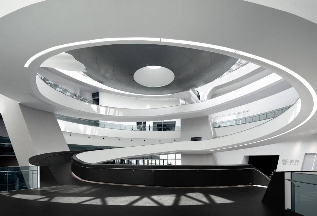 Prédio do maior museu astronomia do mundo não possui linhas retas na arquitetura