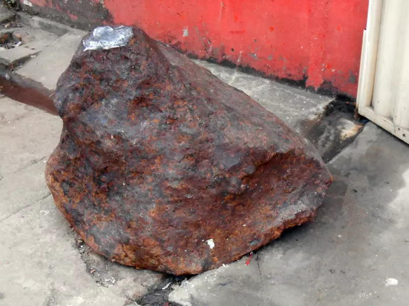 Imagem mostra meteorito