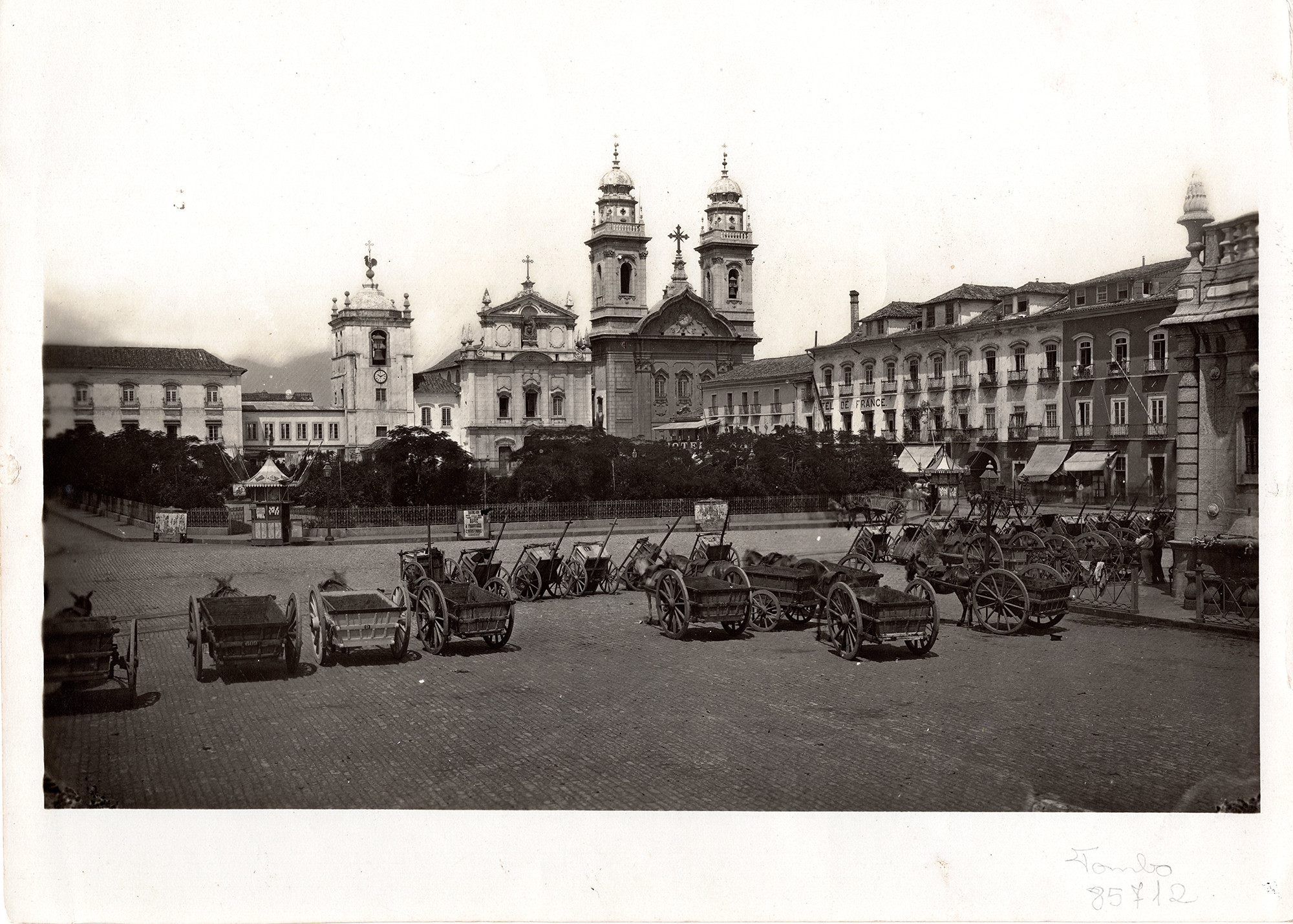 Foto antiga da atual Praça XV de Novembro