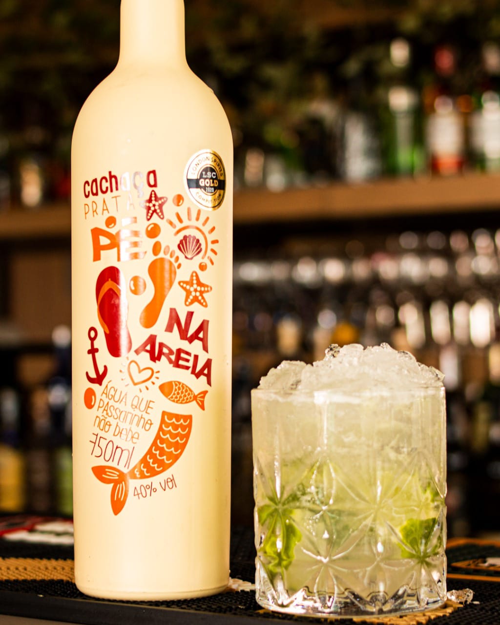 6217b3fe-7ed2-4694-a12c-d7f3267ed1b4 Pé na Areia: cachaça premium serve de base para as criações do evento no Yoo2