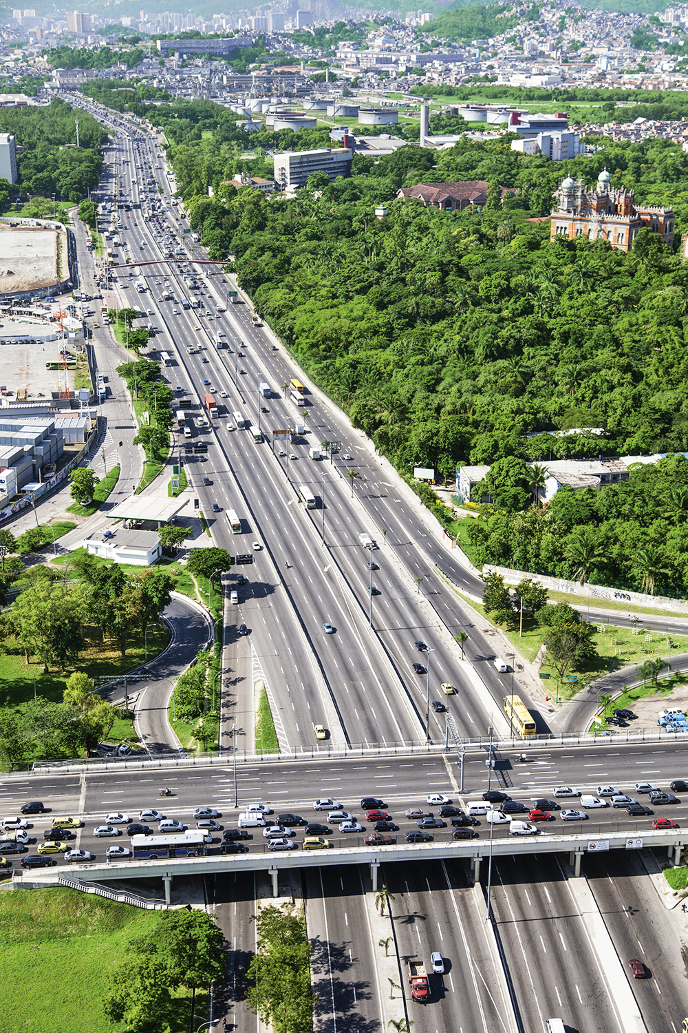 GettyImages-168590859.jpg2 Avenida Brasil -