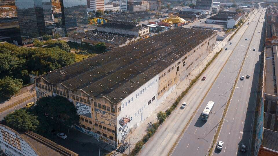 Novo mural gigante de grafite vai colorir a Zona Portuária