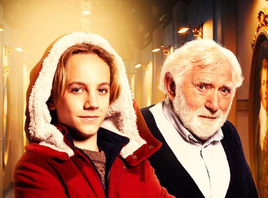 Vovô Noel e seu neto no filme A Família Noel 2
