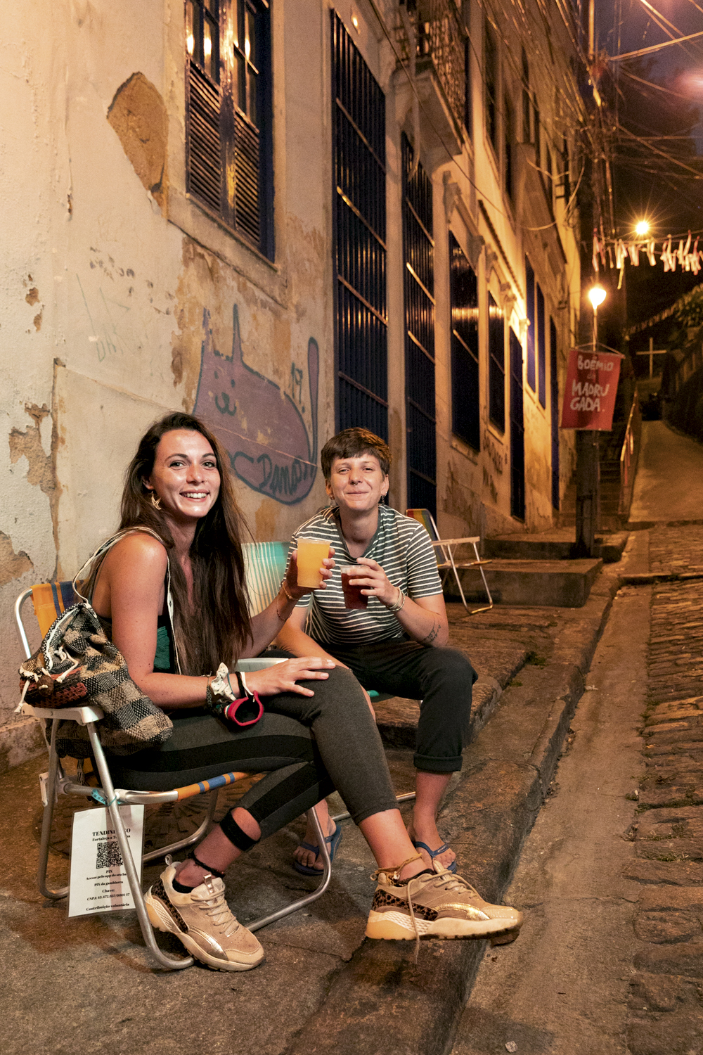 As turistas Rachel e Pauline, da França para a Prainha -