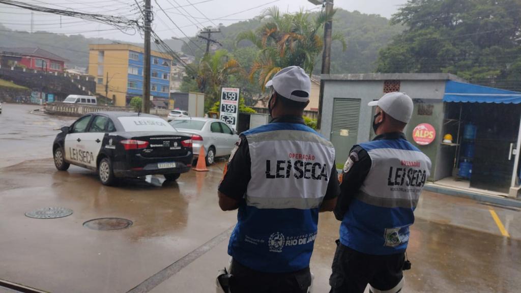 agentes da Lei Seca foram deslocados para auxiliar na segurança de Petrópolis