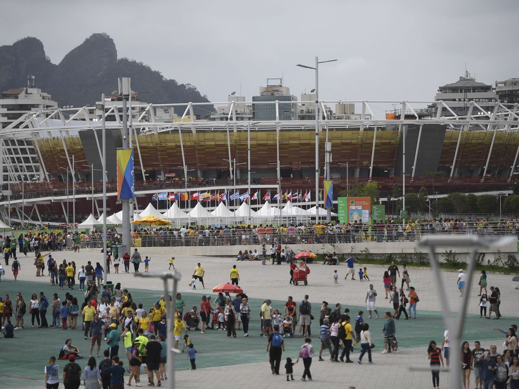 Público visita o Parque Olímpico durante os Jogos Paralímpicos Rio 2016, na Barra da Tijuca