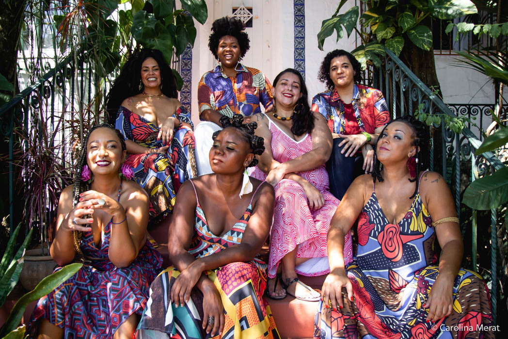 O Moça Prosa, formado só por mulheres, é um dos muitos grupos que se se apresentam pelas praças e ruas do Rio.