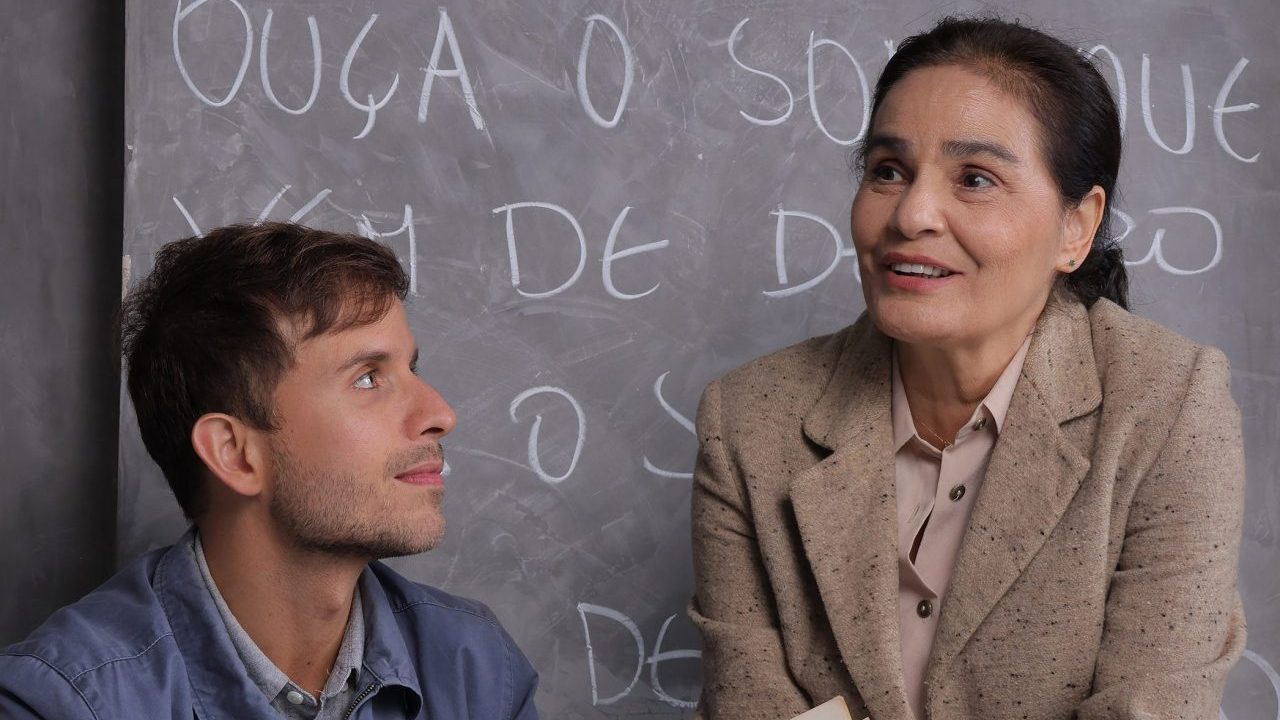 peça-O-Som-Que-Vem-de-Dentro-Andre-Celant-Glaucia-Rodrigues