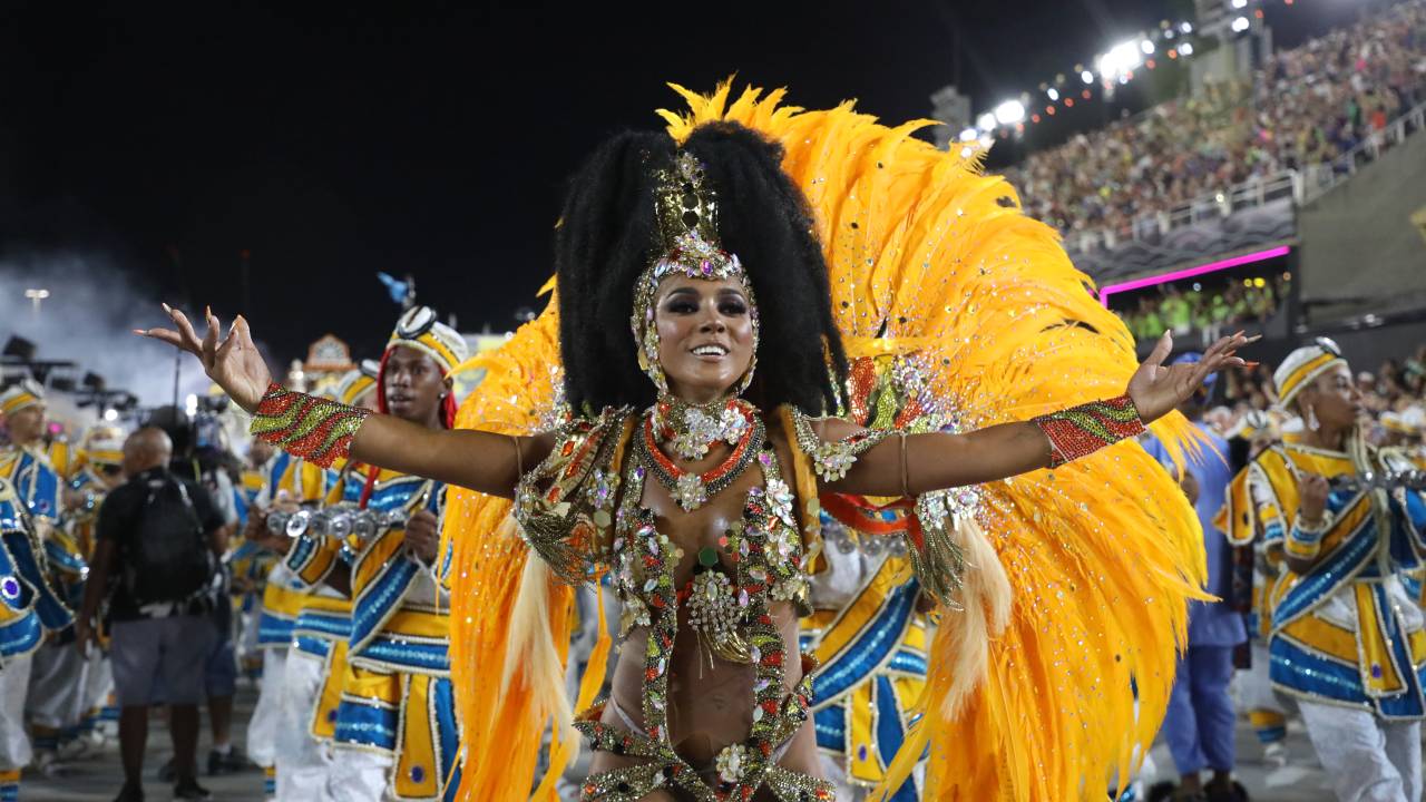Mayara Lima: princesa com samba de rainha