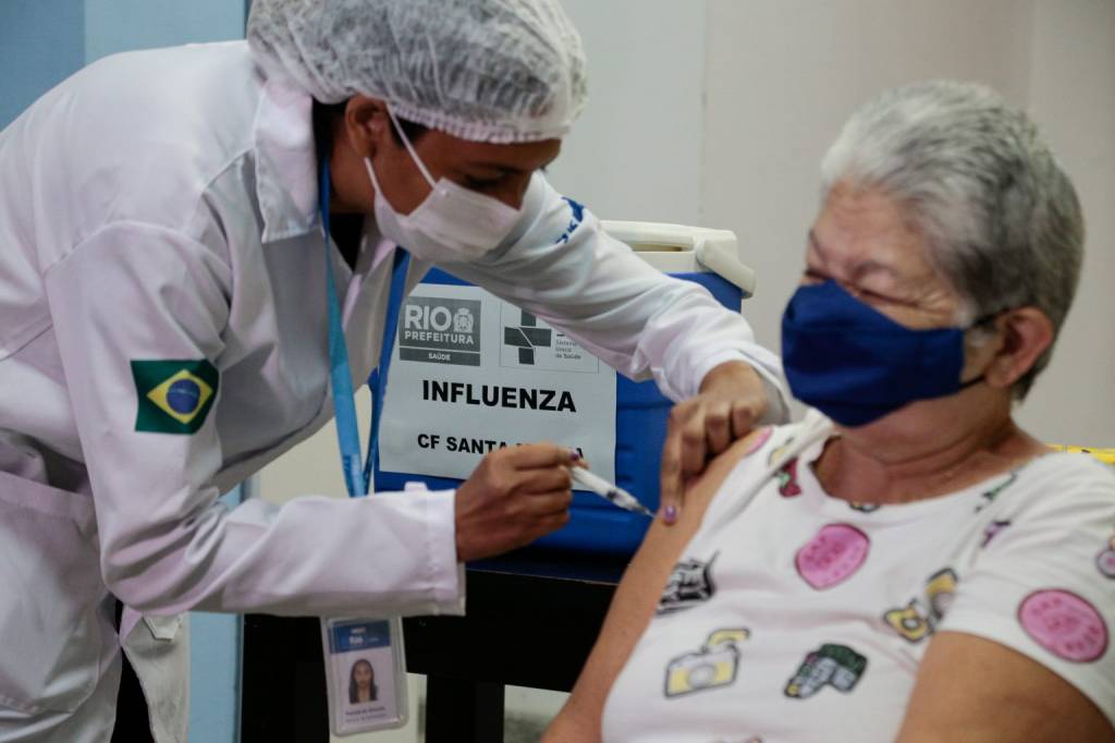Comeca nova etapa de vacinacao contra a gripe