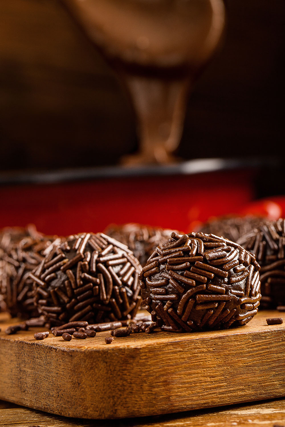 Foto mostra brigadeiros