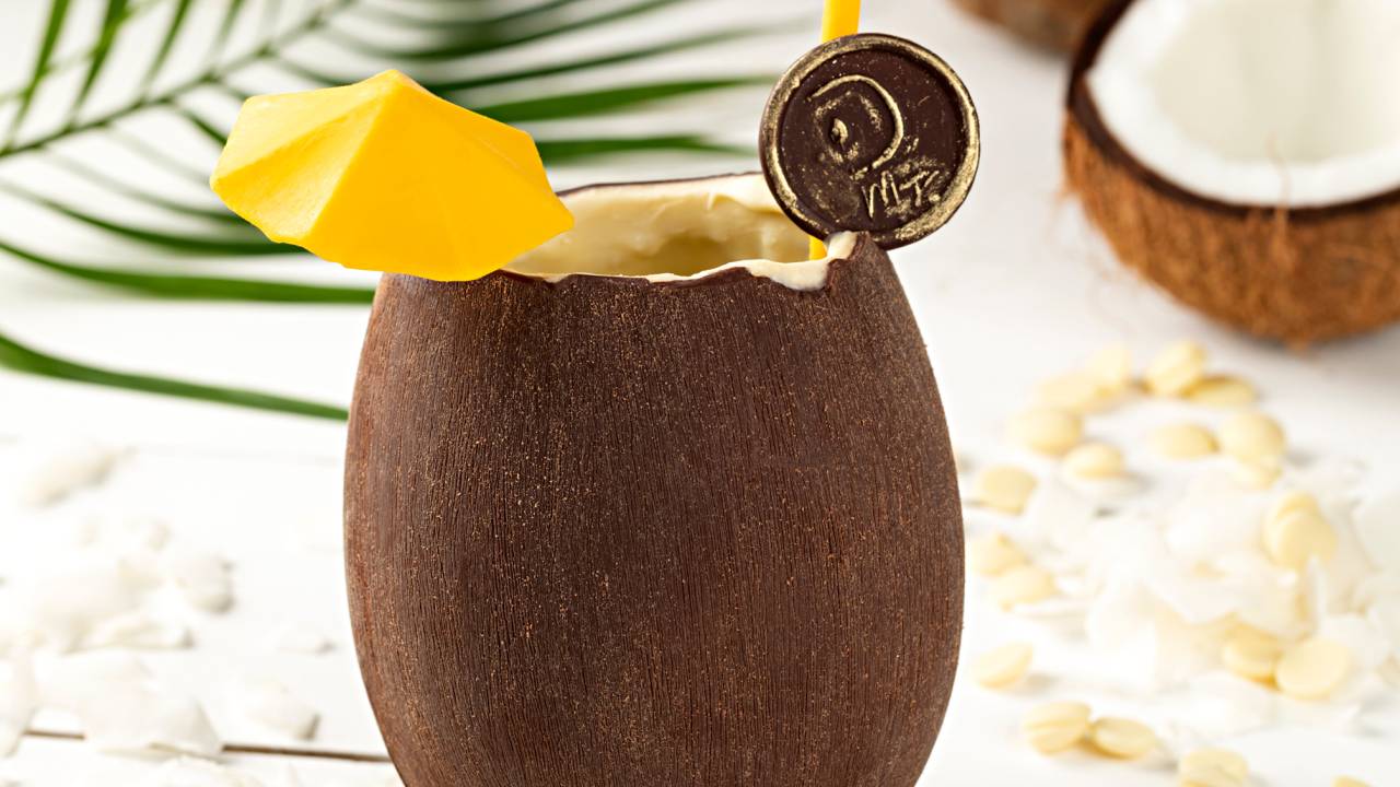 Piña Colada: o chef Fred de Maeyer transformou o célebre drinque em ovo de Páscoa