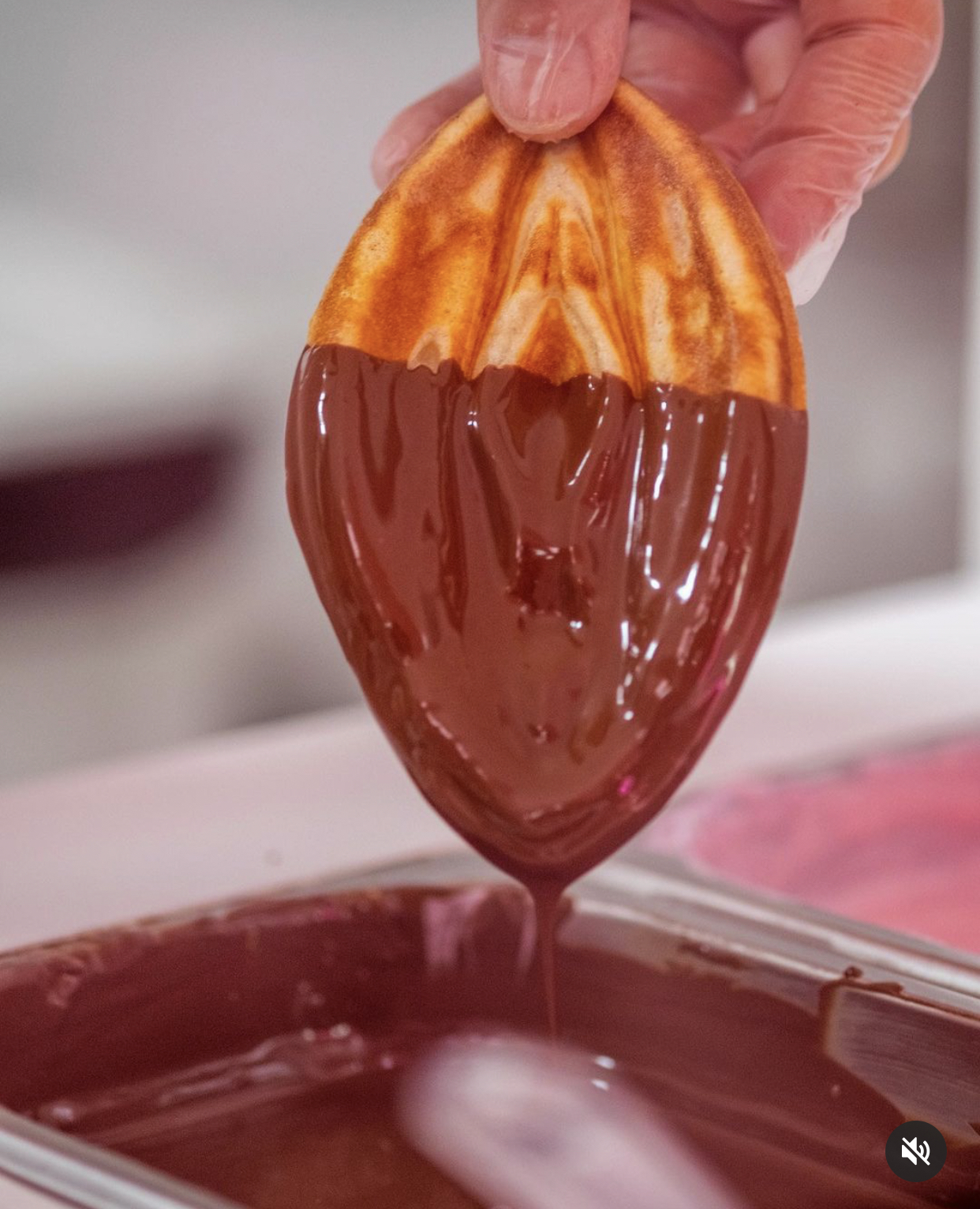Chocolate: as réplicas comestíveis são banhadas em diferentes caldas doces