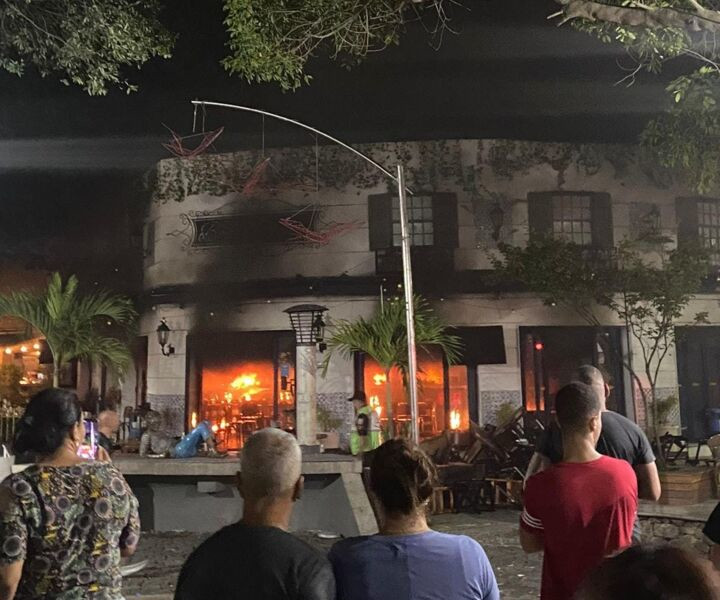 Boa Praça: as chamas rapidamente tomaram conta do estabelecimento no Leblon