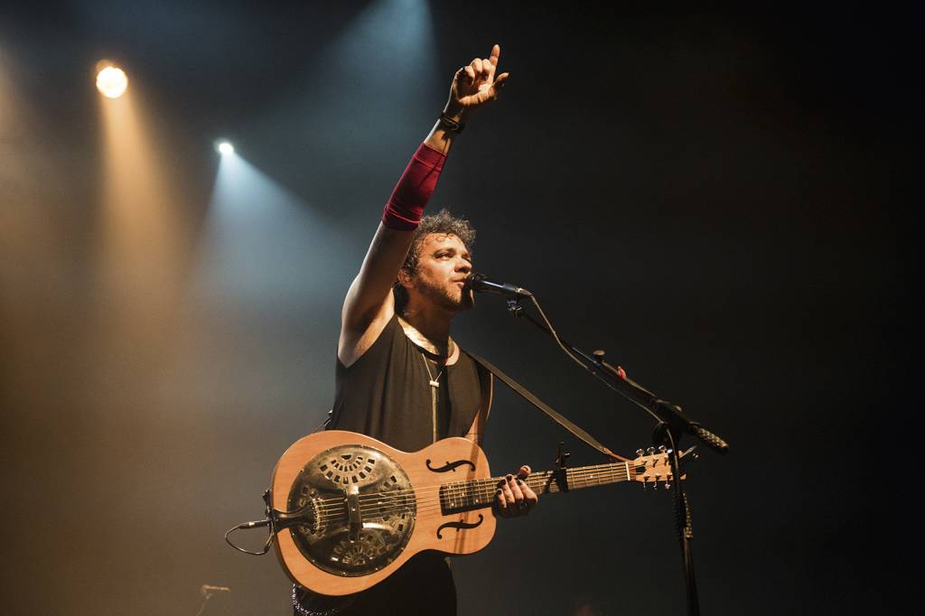 Moska-por-j.couto.jpg Paulinho Moska