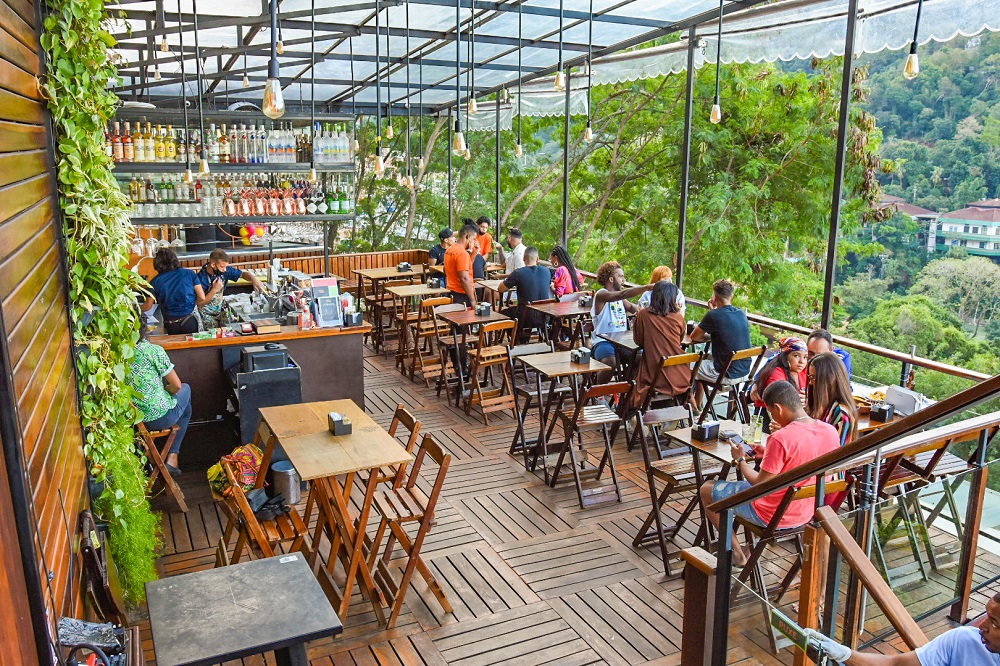 Mirante: espaço ao ar livre e com linda vista vai receber rodas de samba na feijoada de domingo