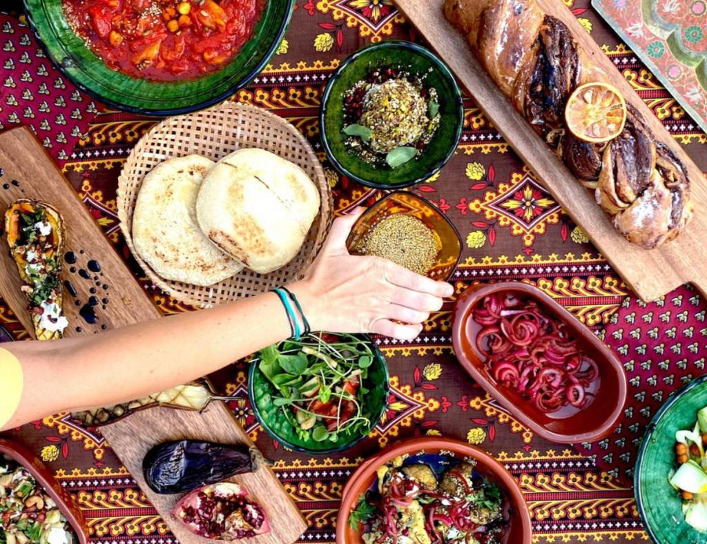 Medine: a colorida paisagem do Oriente Médio vai às mesas em versão vegetariana