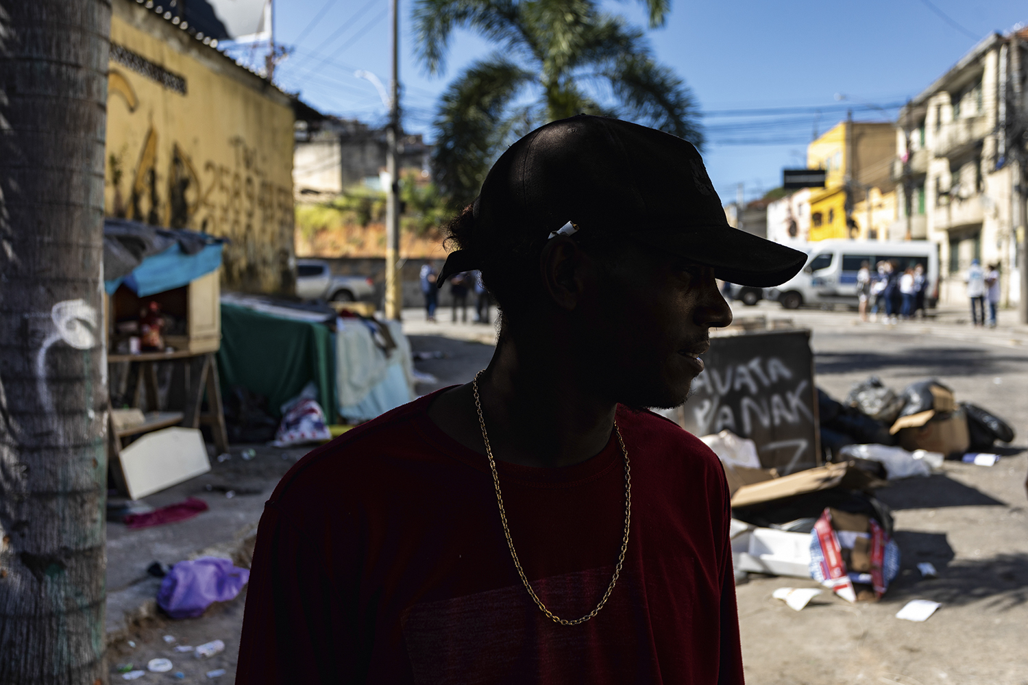 Homem negro de 31 a 49 anos: perfil dominante entre os dependentes de entorpecentes nas ruas -