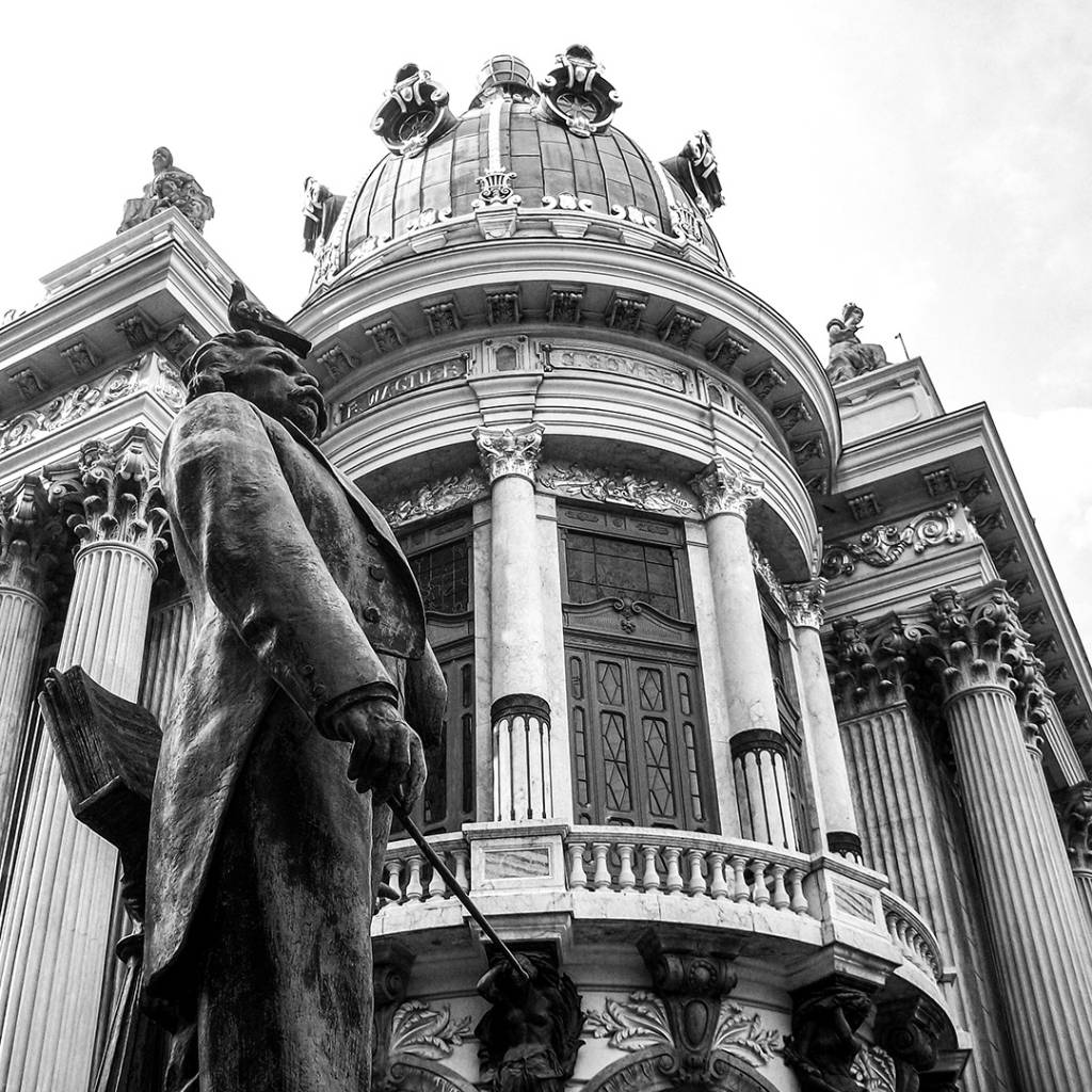 Foto mostra Theatro Municipal