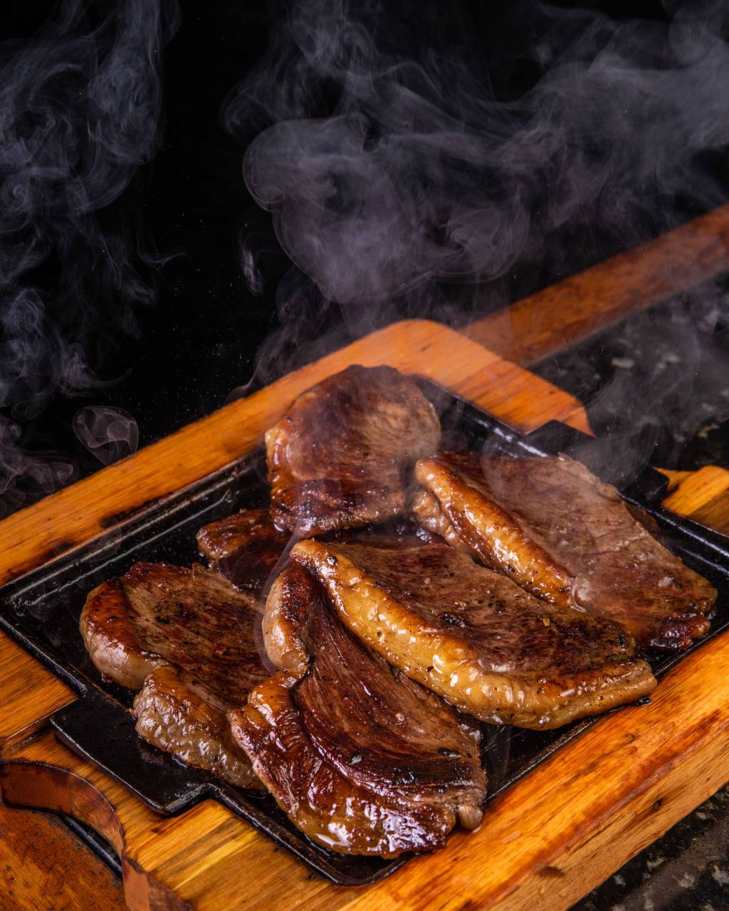 Picanha: fumegante e estalando na chapa, a carne fatiada é um carro-chefe do Itahy