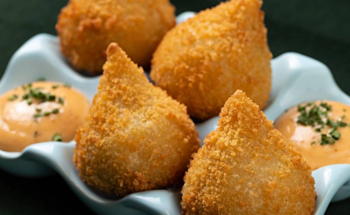 Bisou Bisou, novo restaurante frances da cidade, coloca coxinha de galinha em seu cardápio