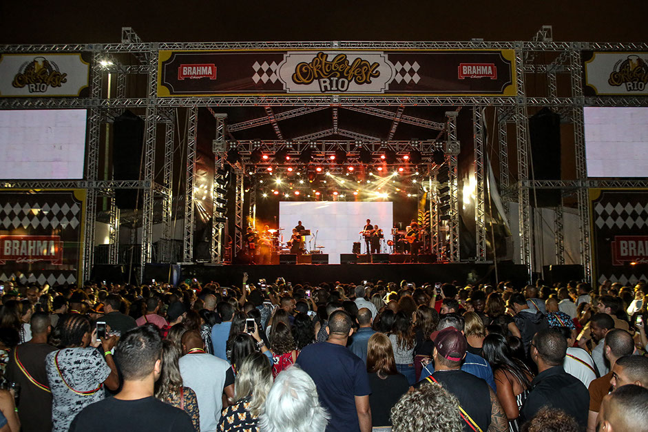 Oktoberfest: muito além da cerveja, a festa terá shows de Diogo Nogueira e Seu Jorge, entre outros