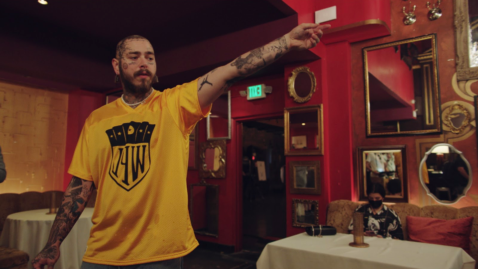 Post Malone: o rapper criou liga de beer pong com amigos e transmissão na internet