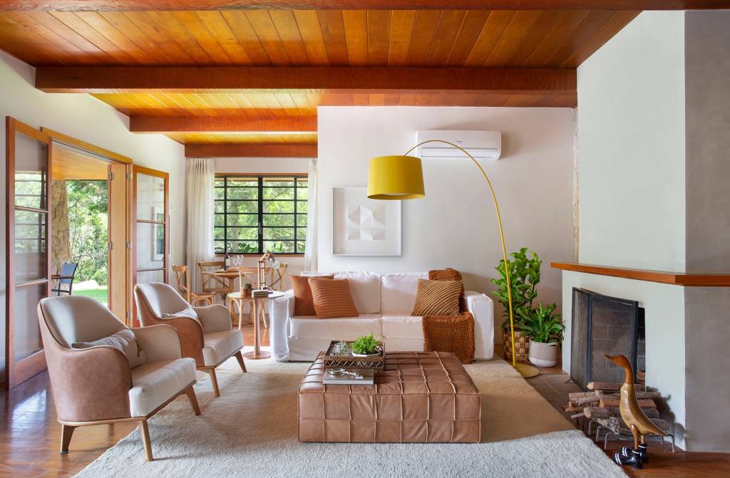 Casa de campo em Teresópolis ganha decoração repleta de memórias afetivas