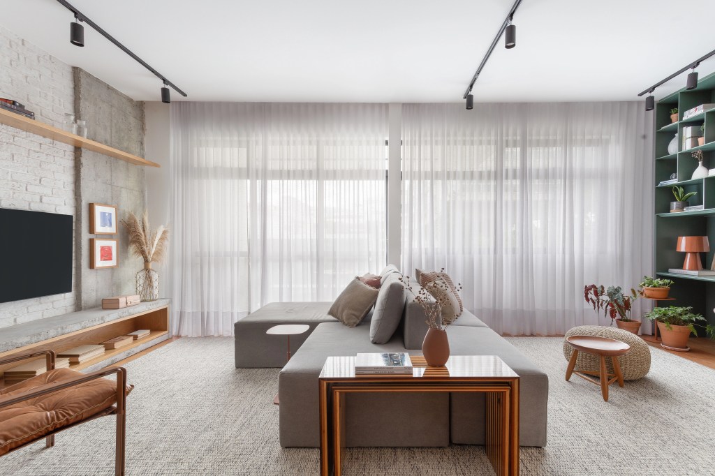 Apartamento-com-100m2-no-Jardim-Botanico-assinado-pela-arquieta-NATALIA-LEMOS-_-foto-1 Apartamento de 115 m² é reformado para privilegiar o receber.