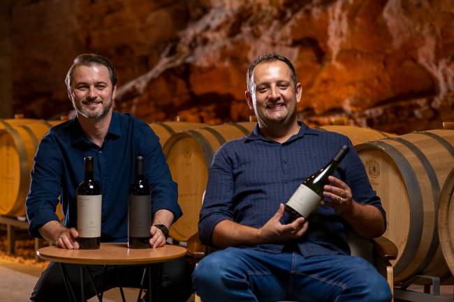 Fabiano Borré (proprietário) e Marcelo Petroli (enólogo)