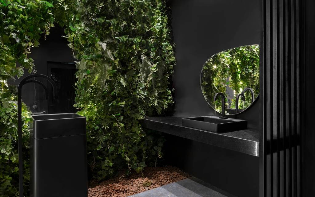 Projetar-Engenharia-e-Arquitetura-Banheiros-Publicos-Oasis 7 medidas sustentáveis adotadas na 27ª CASACOR Minas Leia mais em: https://casacor.abril.com.br/sustentabilidade/medidas-sustentaveis-casacor-minas-gerais-2022/