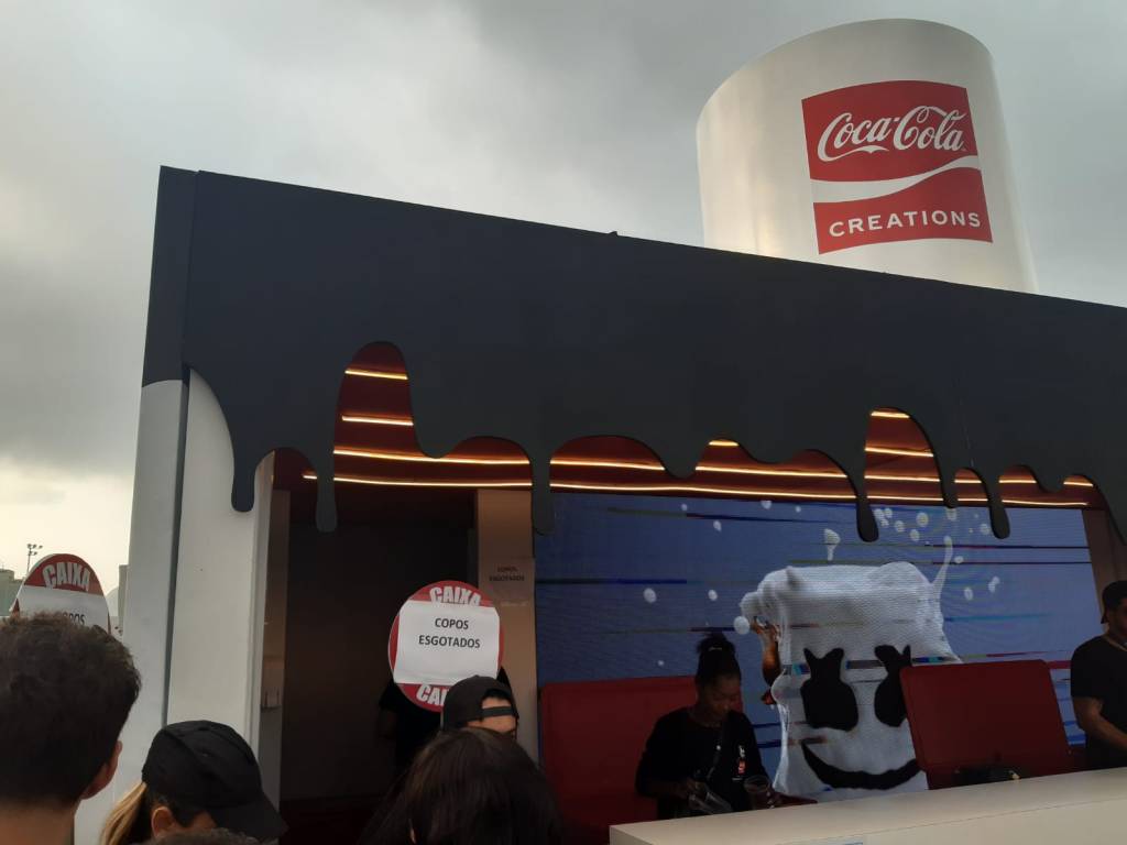 WhatsApp Image 2022-09-10 at 22.47.47 Esgotado: o aviso no estande da Coca-Cola