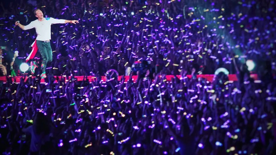 Pulseira de LED: trunfo do Coldplay nos shows