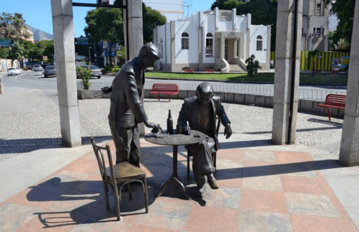 Estátua de Noel Rosa